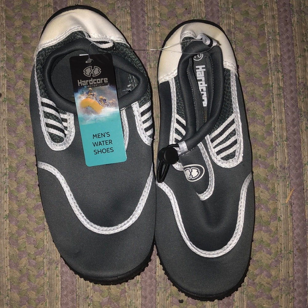 NEW men’s water shoes size 10